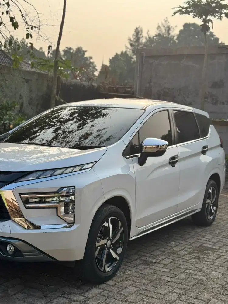 Dijual Mitsubishi Xpander new Ultimate 1.5 putih 2023 terawat