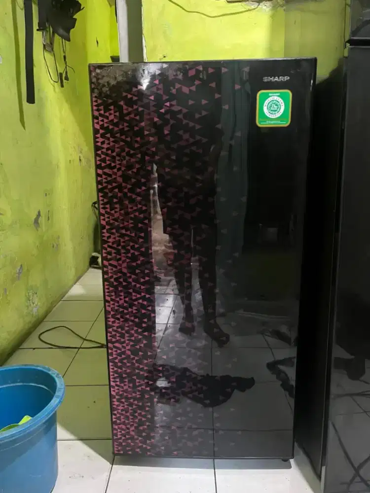 Kulkas 1 pintu Sharp GRATIS ANTAR