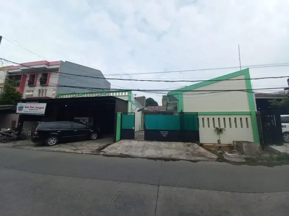 DIJUAL CEPAT! KOST 10 PINTU FULL TERISI + 2 KIOS di Pinggir Jalan Utama Kayuringin Bekasi Selatan