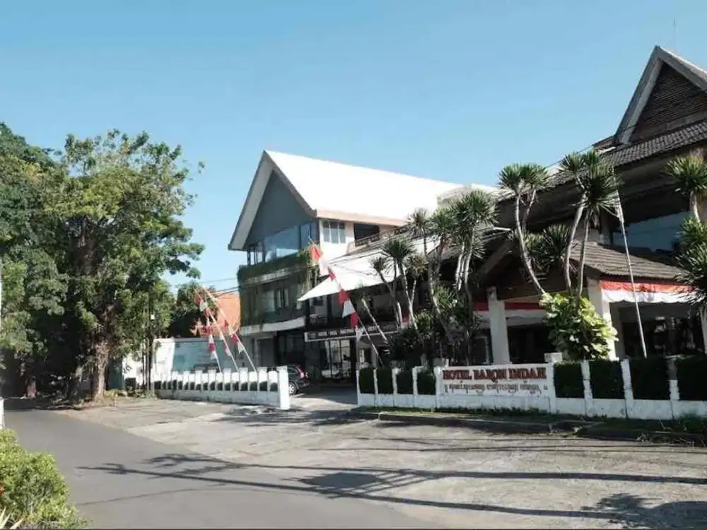 DIJUAL HOTEL BARON INDAH MASIH BEROPERASI DEKAT LOKASI WISATA DI SOLO