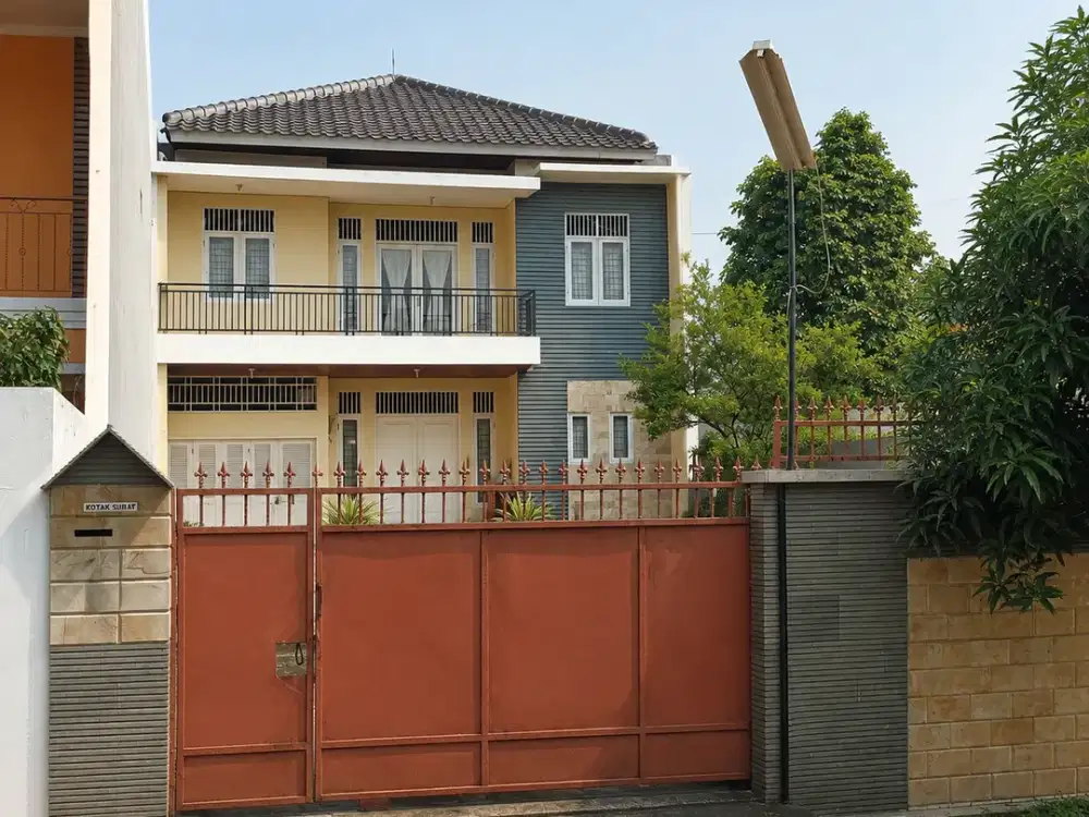 Rumah 2lt luas 10x34,6 346meter 5KT Komplek Pemda Jatiasih Bekasi