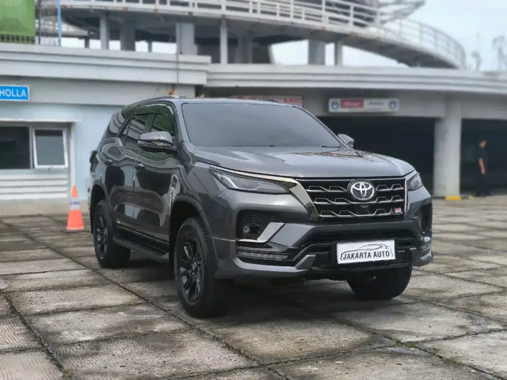 [KM 20RB] FORTUNER 2022 GR SPORT VRZ BERGARANSI KM ASLI ABU ABU 2023