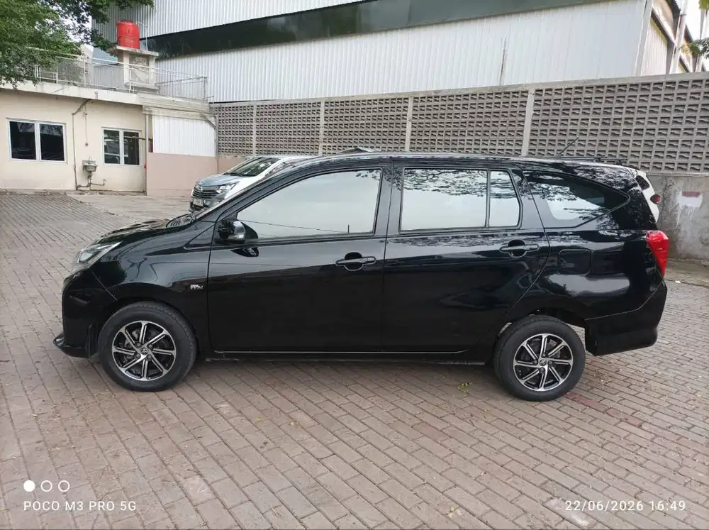 JUAL CEPAT MOBIL TOYOTA CALYA 1.2 G A/T 2020 HITAM