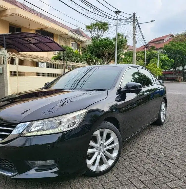 HONDA ACCORD 2.4 VTI-L AT 2015