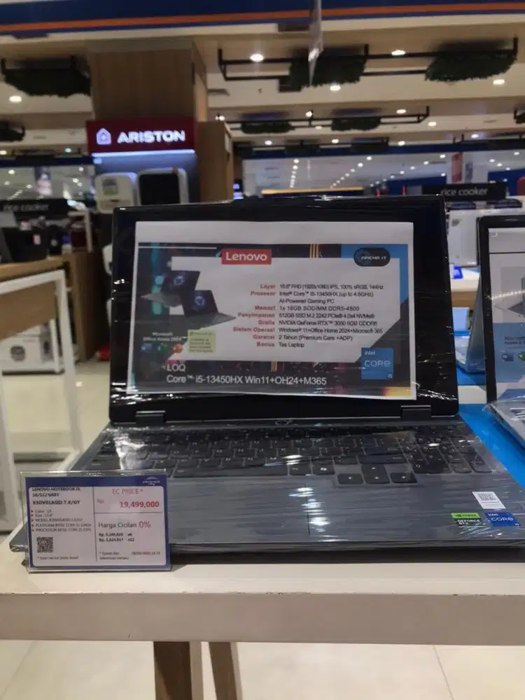 Lenovo notebook 15 16/512