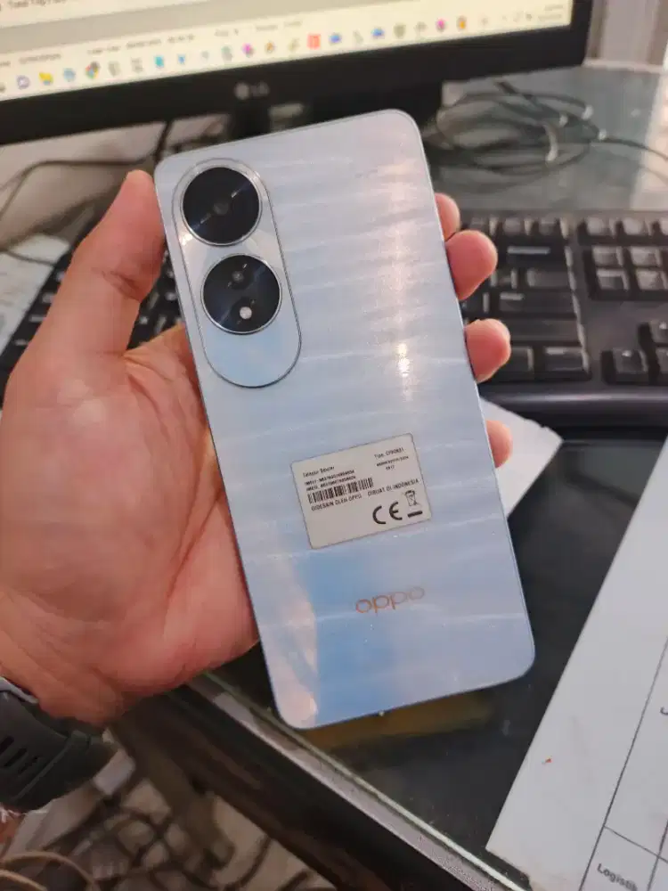 Oppo a60  8/256