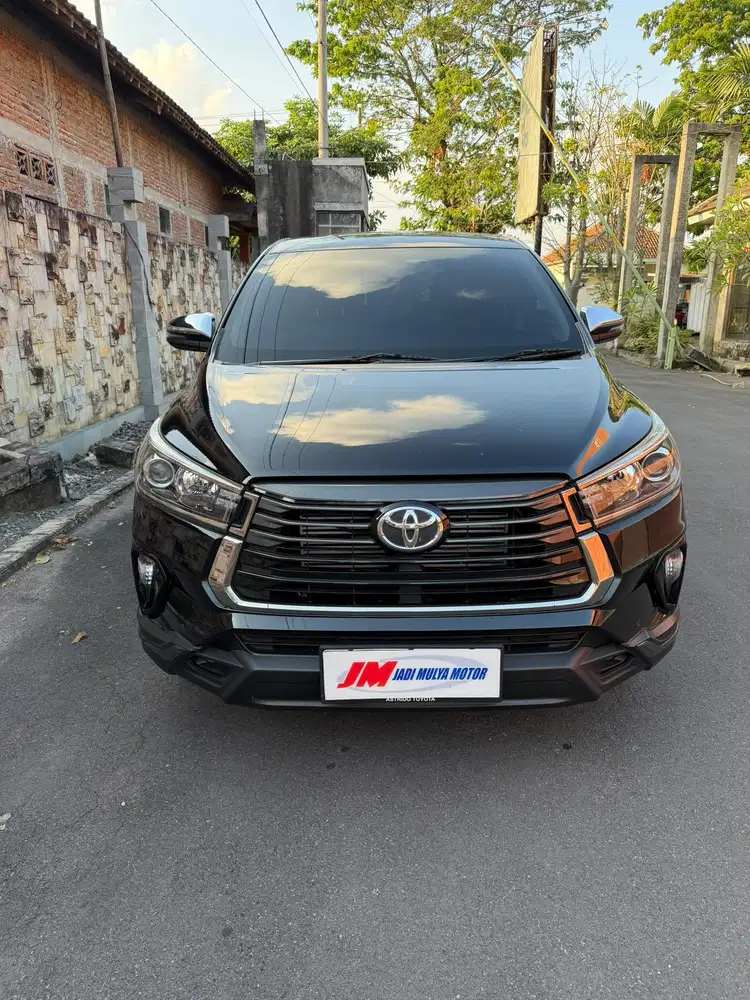 Innova Venturer Diesel Matic