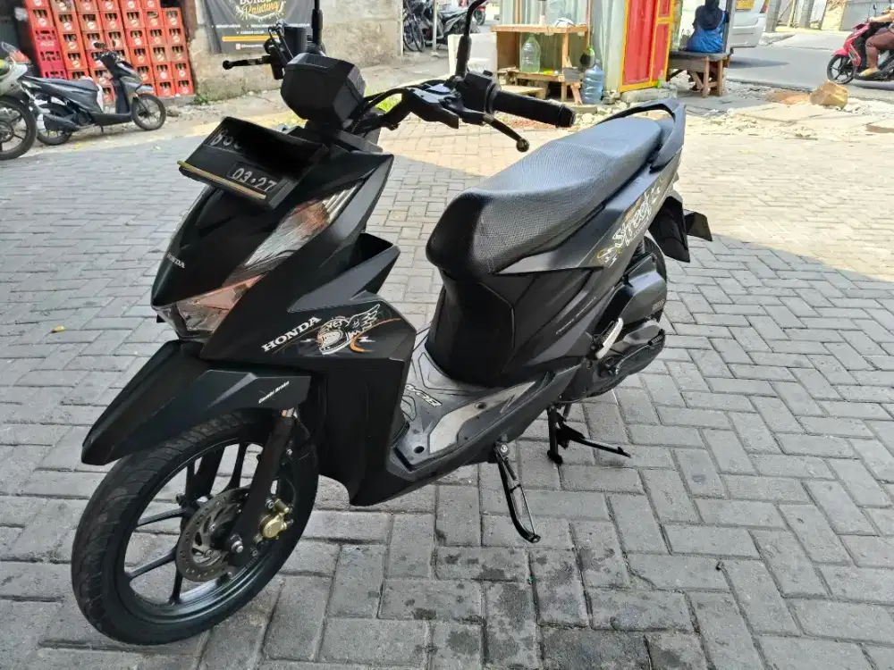 JUAL MOTOR STREET BEAT TANGAN-1