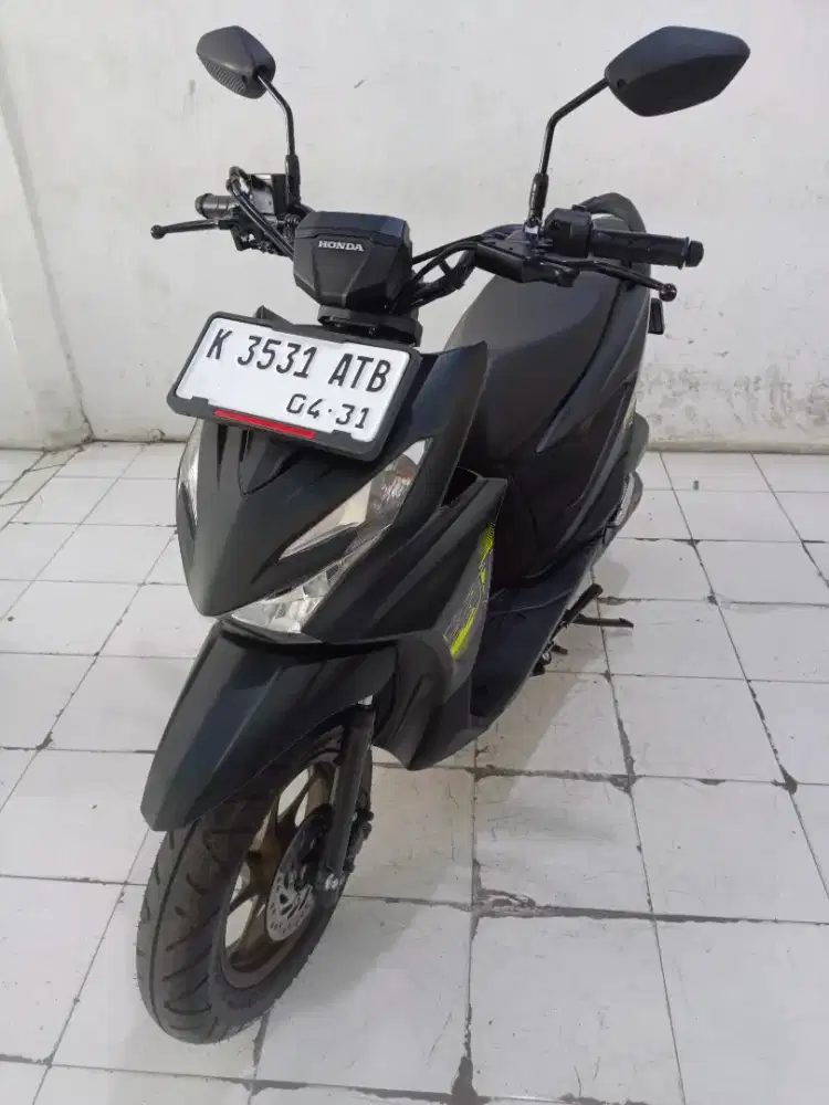 beat street thn 2026 hitam dop