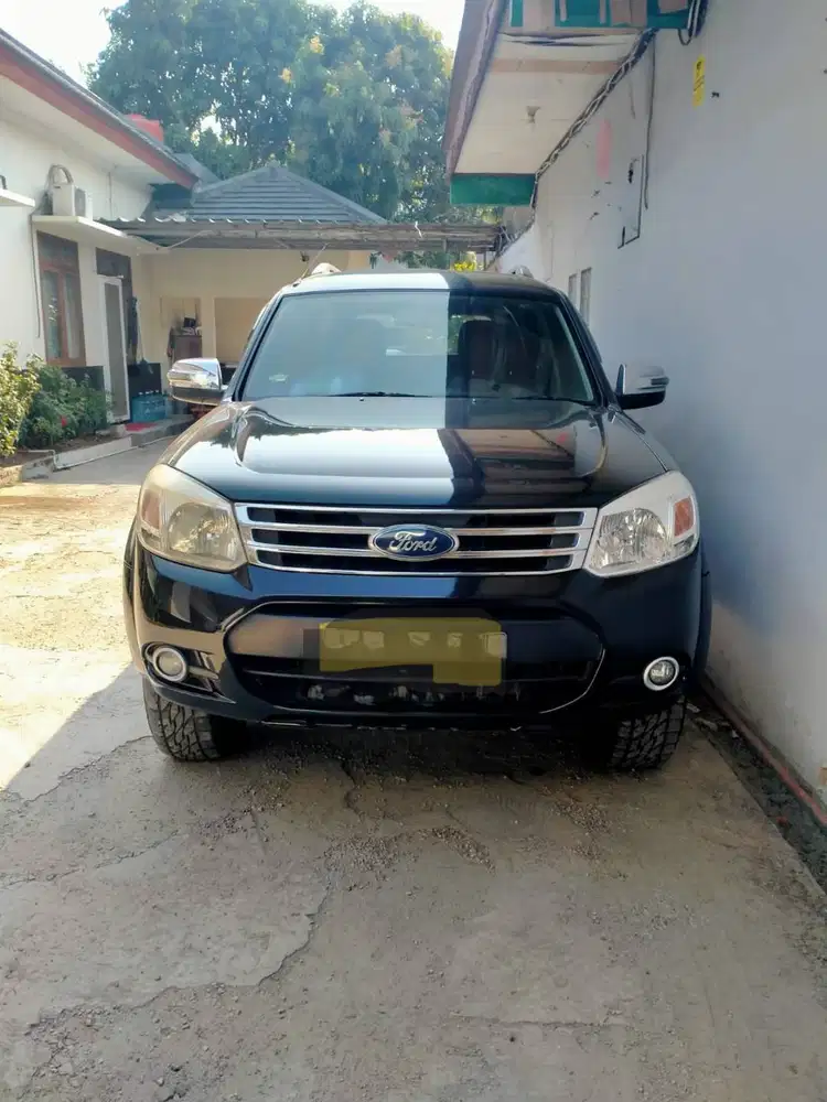 Ford Everest 2014 2.5 XLT (4 x 2) M/T