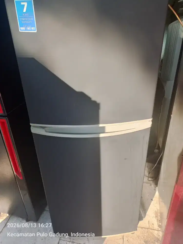 Kulkas Aqua 2 pintu ORI normal siap pakai bukan barang servicsan