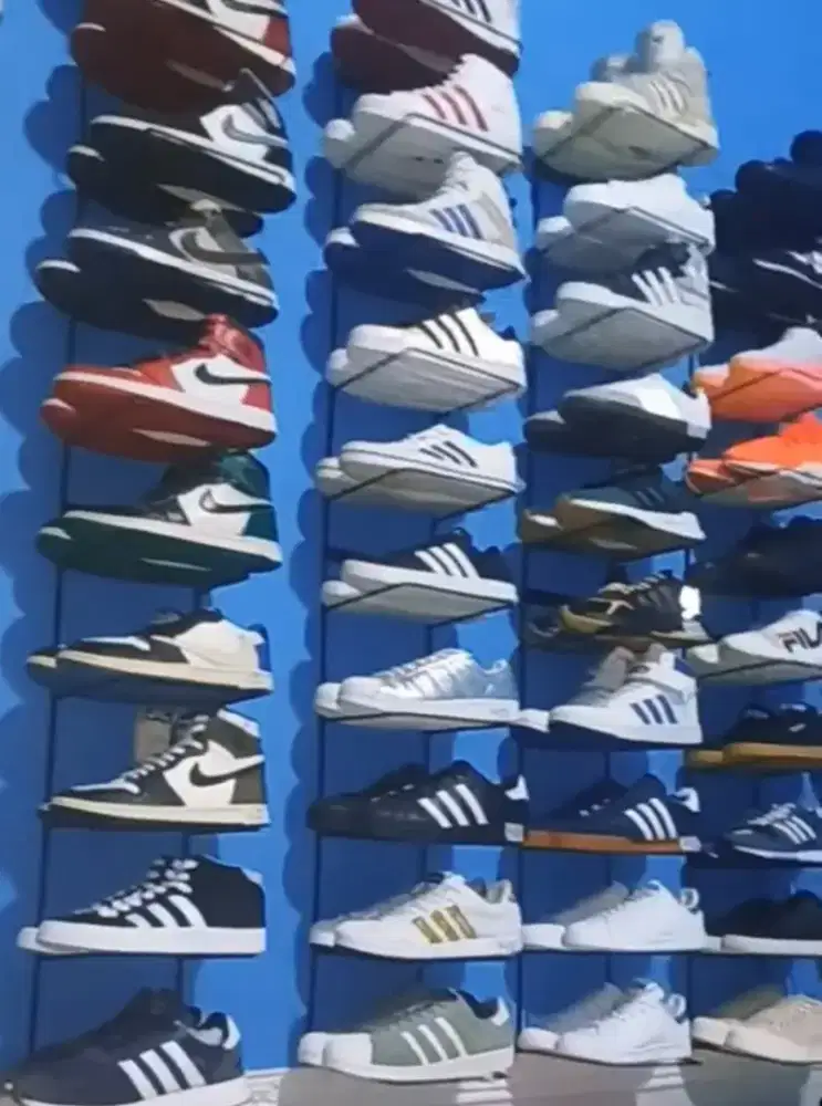 Rak sepatu besi 10 susun