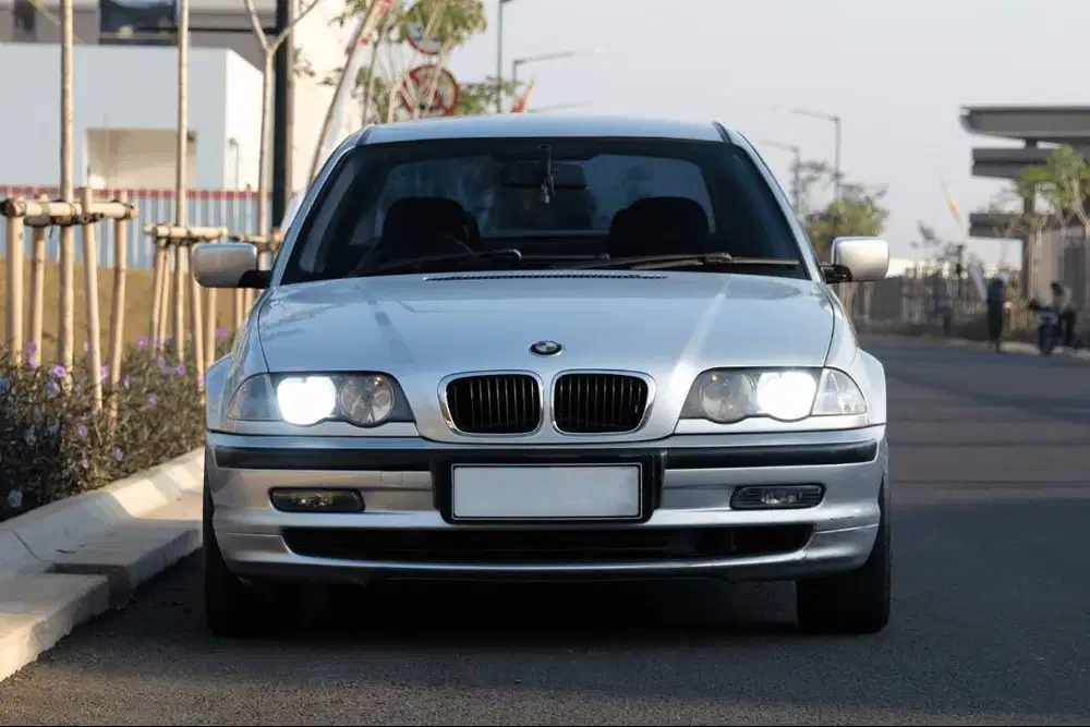 BMW 318i E46 ORIGINAL ISTIMEWA LOW KM