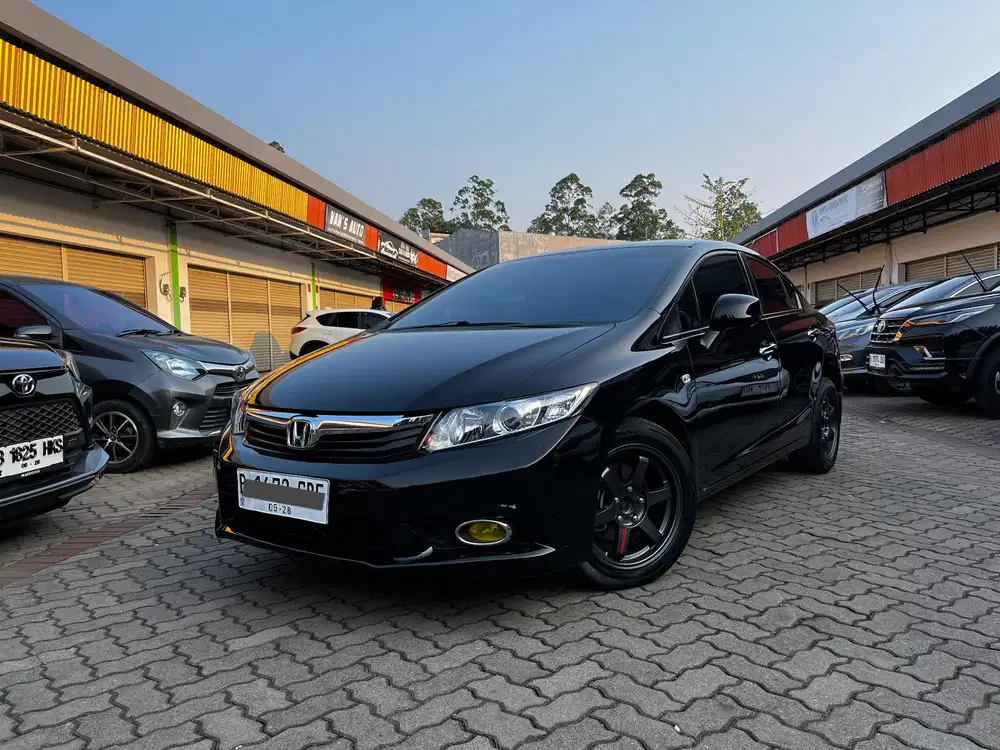VERY RARE!!! HONDA CIVIC FB 2013 1.8 MATIC FACELIFT