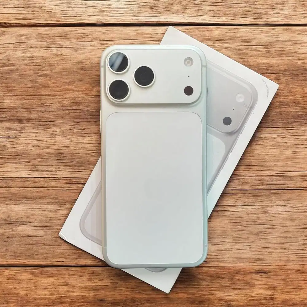 iphone 17 promax 256gb BH99% siklus 55x iBox mulus garansi