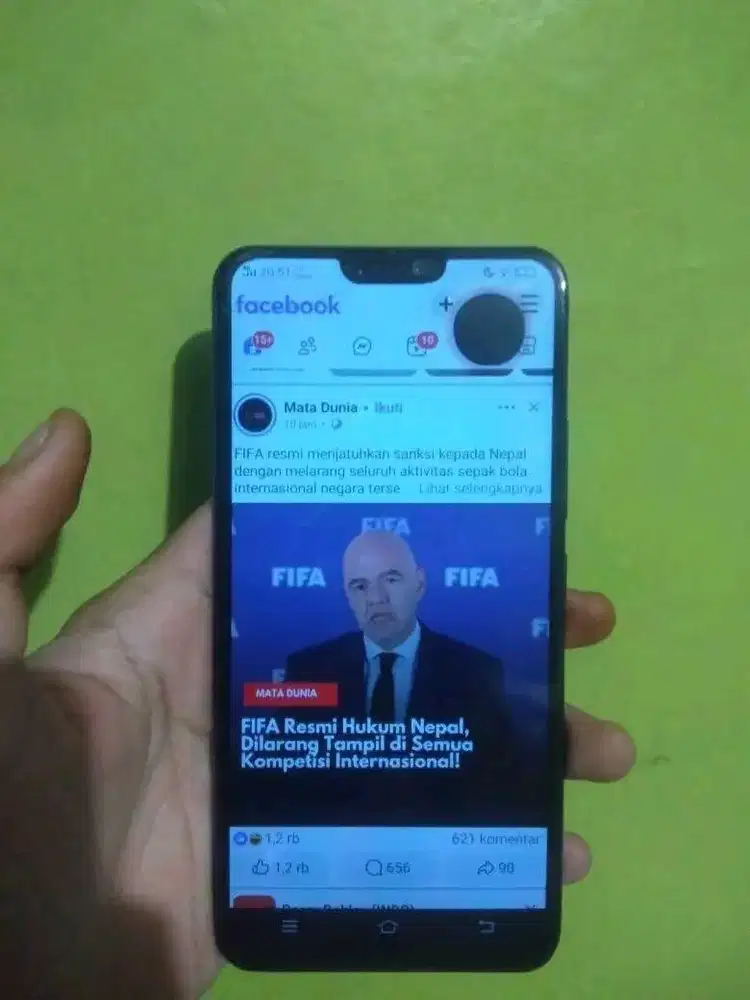 Vivo V9 4/64 Orian minus ada 1 tompel