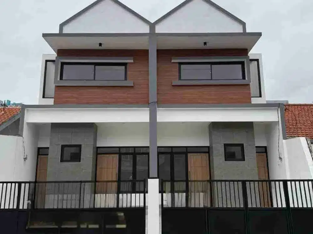 Dijual Rumah Baru Gress Tenggilis dekat Ubaya