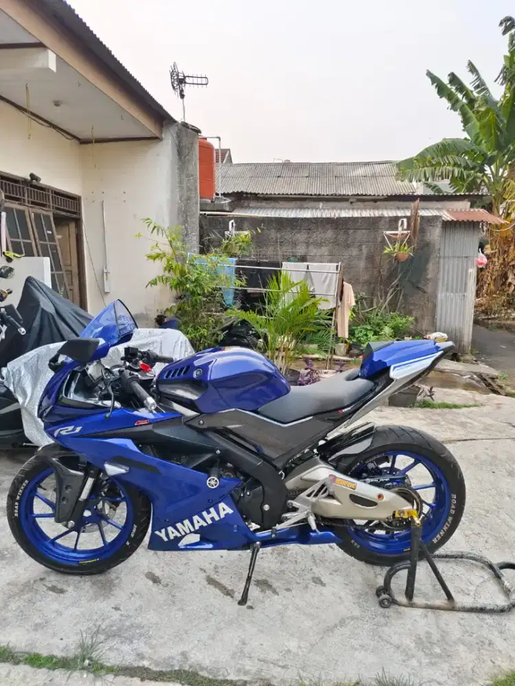 Yamaha R15 V3 2018 km 3rbu