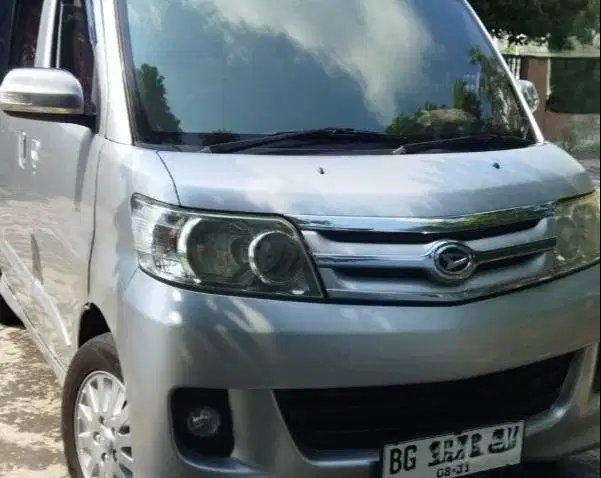 Daihatsu Luxio 1.5 X Manual 2012- Pajak baru bayar An. Sendiri
