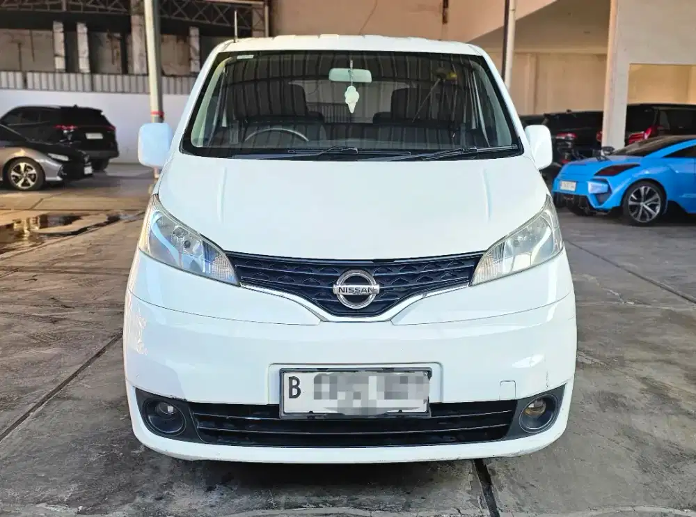 Nissan Evalia XV MT Manual 2013 Putih Tangan 1 Jual Kondisi Apa Adanya
