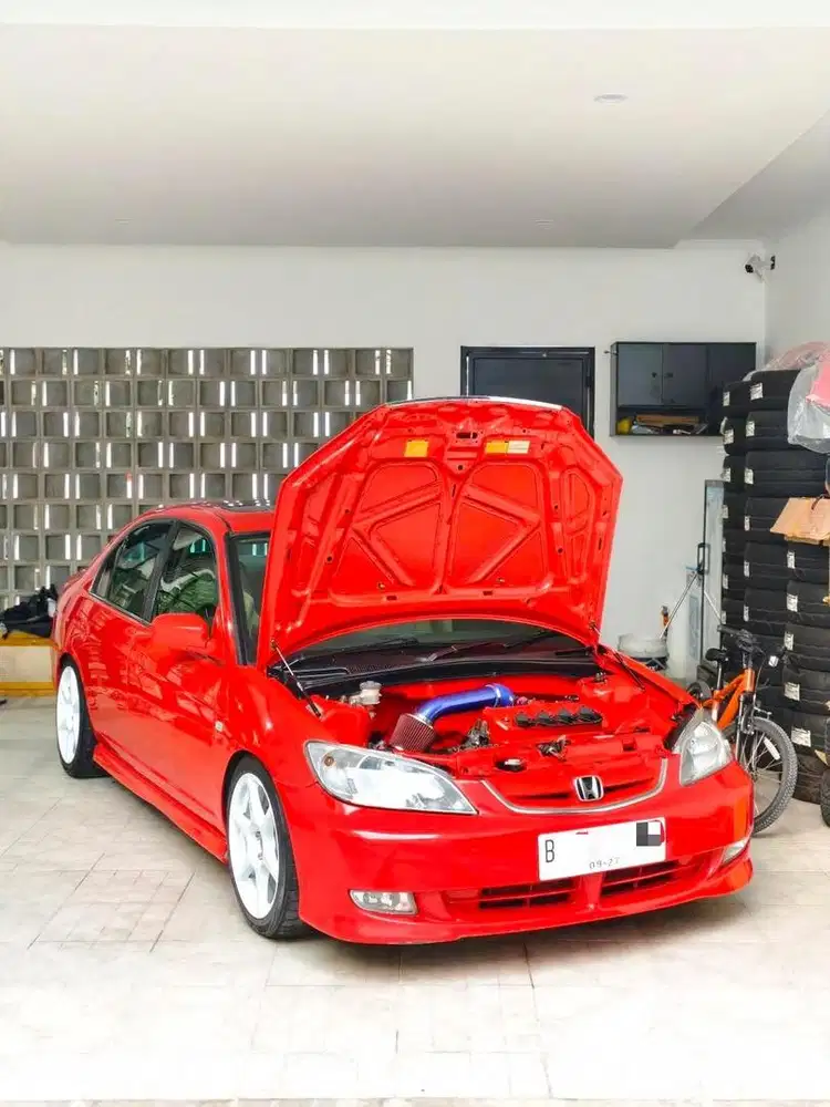 Honda Civic ES 2005 AT