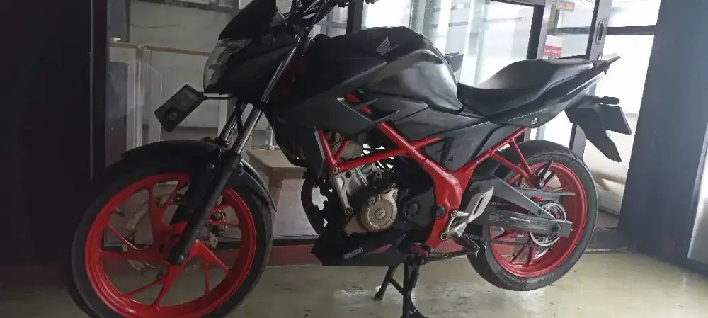 CB150R StreetFire