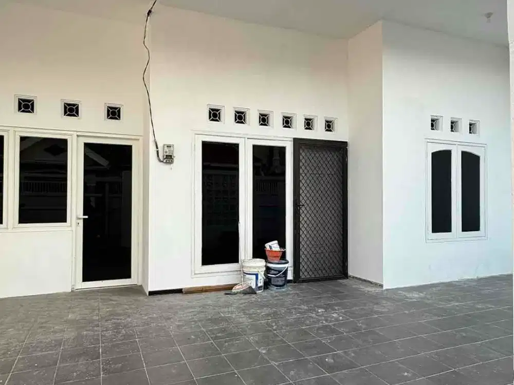 Disewakan Murah Rumah Siap Huni Ruang Tengah Luas Pondok Jati dekat Mutiara Citra Garden