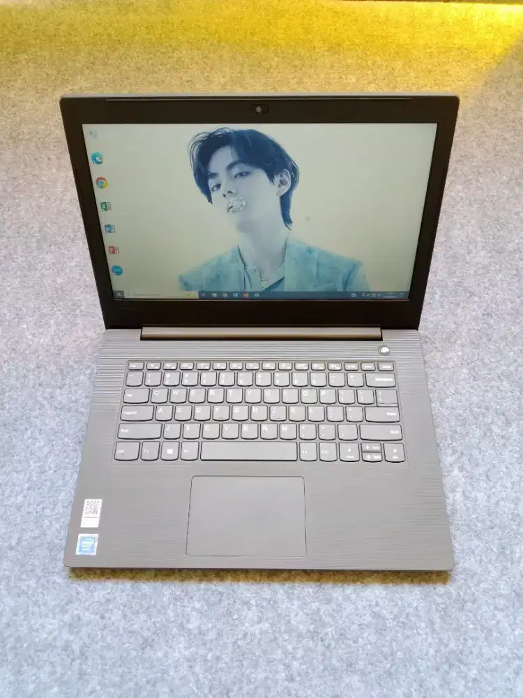 LAPTOP MULUS LIKE NEW NO MINUS SIAP PAKAI