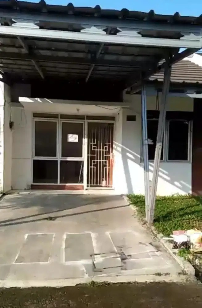 DISEWAKAN RUMAH FULL RENOVASI CLUSTER ULUWATU CITRA MAJA RAYA 2 LEBAK