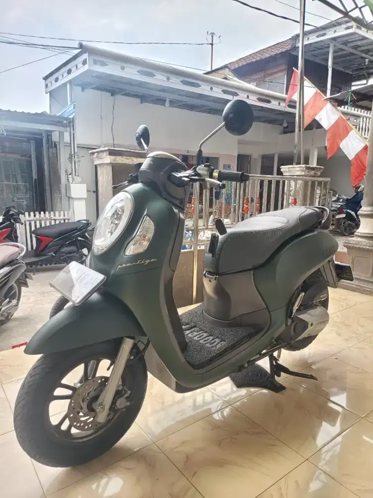 Honda Scoopy Prestige tahun 2023 Istimewa