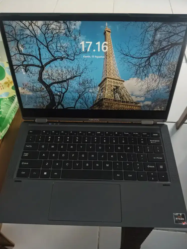 ADVAN Laptop
2In1 360FREE STYLUS PEN GO Touchscreen | 14 Inch IPS FHD