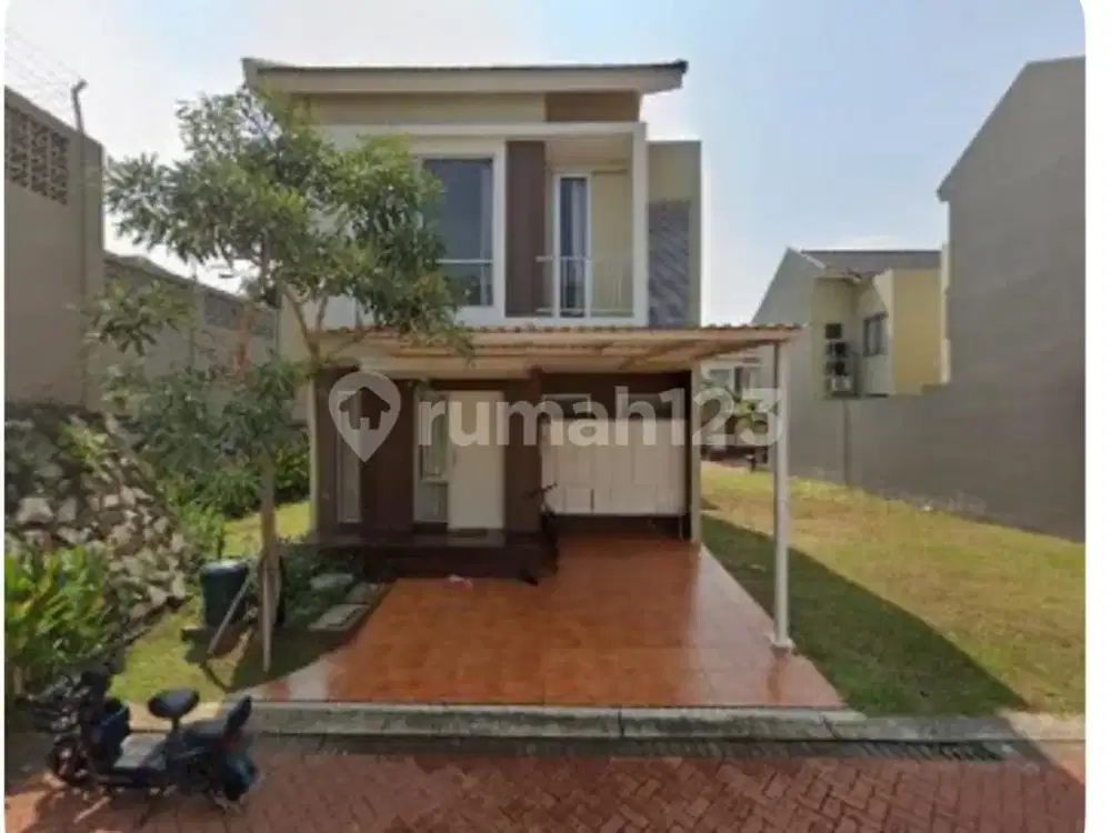 Disewakan Rumah 2 Lantai Full Furnish Full Interior Hadap Selatan Cluster Malibu Village Gading Serpong