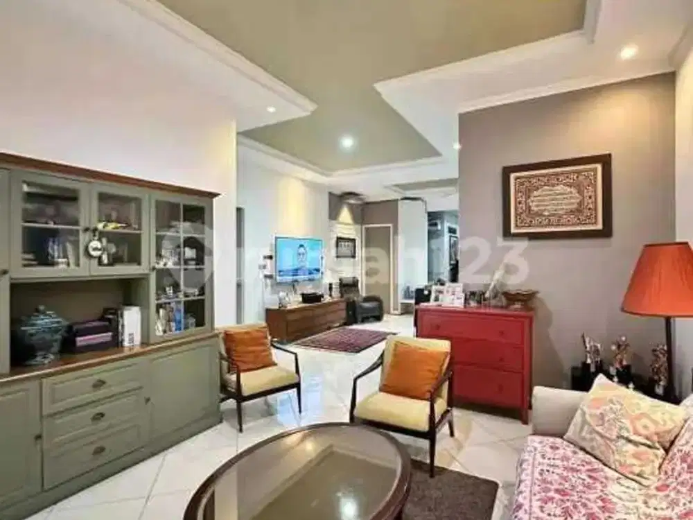 Dijual Rumah Nyaman 2 Lantai Lokasi Strategis di Cipete Jaksel