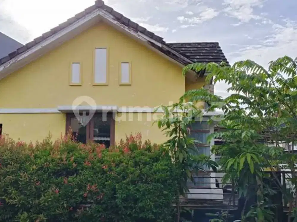 Dijual Rumah Lantai Unfurnish Lokasi Strategis Serpong Park, Brilliance