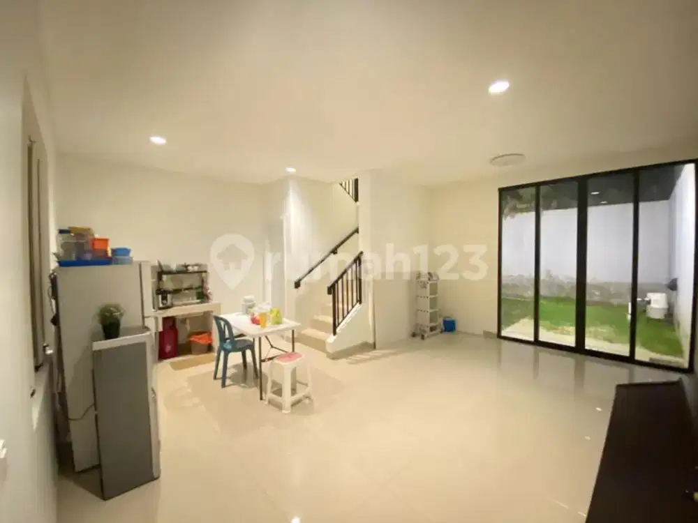 Dijual Rumah 2 Lantai (6x17) di Cluster Savia Visana BSD City
