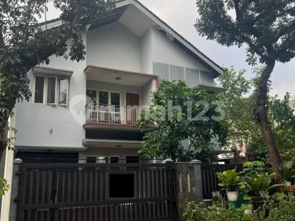 Super Murah Rumah Hooked Lokasi Strategis di Puspitaloka BSD