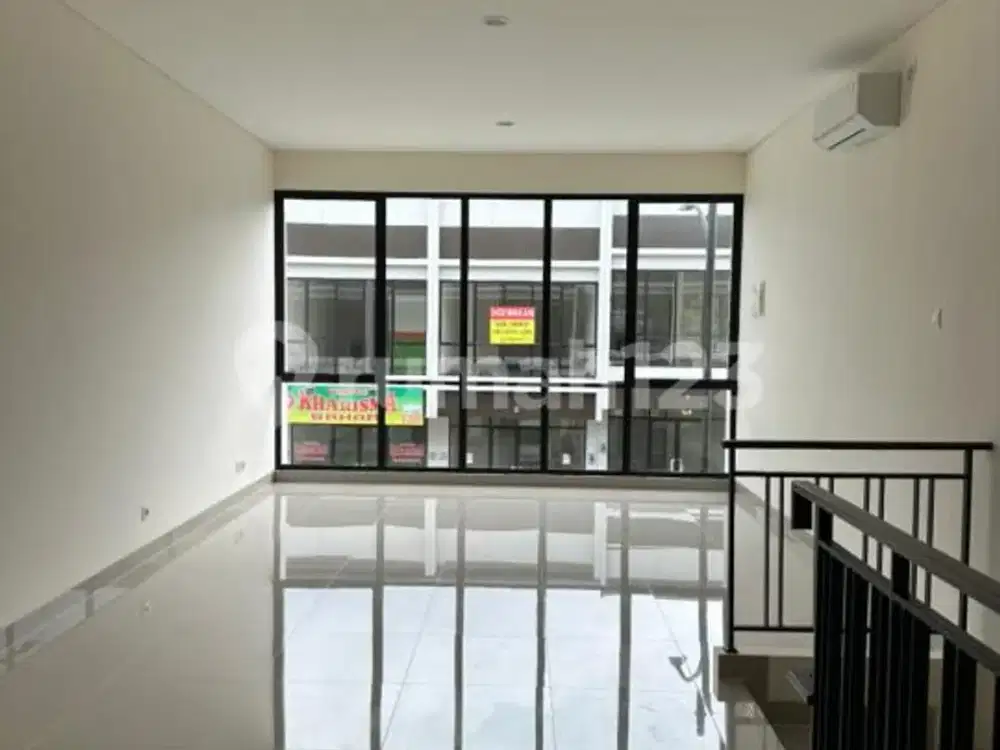 Disewakan Ruko Sorento Gading Serpong (4,5X10) 2 Lantai Dapat AC & Cctv