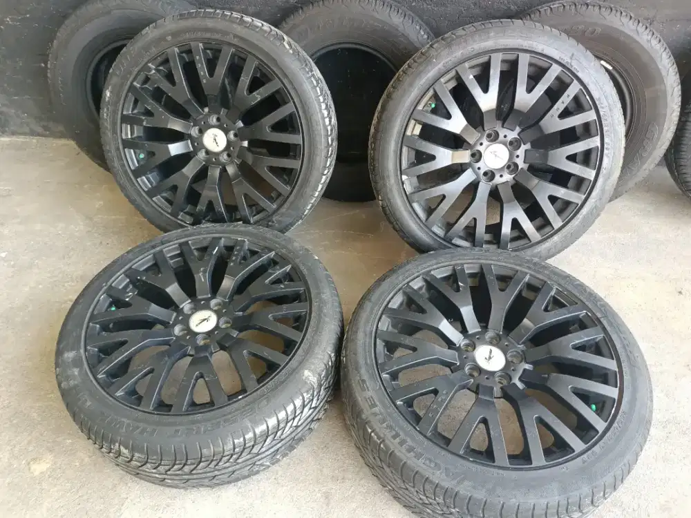Velg Kahn Cosworth R20 dobel PCD: 5 x 114.3 dan 5 x 112