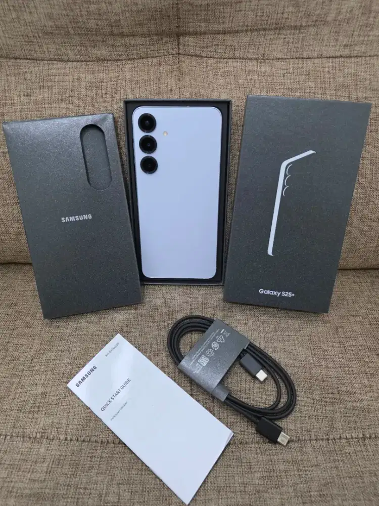 Samsung S25 plus 5G 12/256GB mulus like new sein fullset