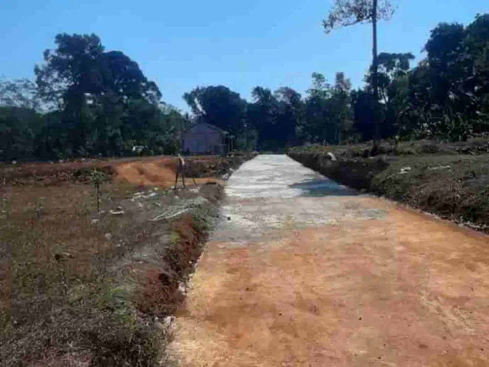 tanah Datar dekat area kampus di gunungpati semarang