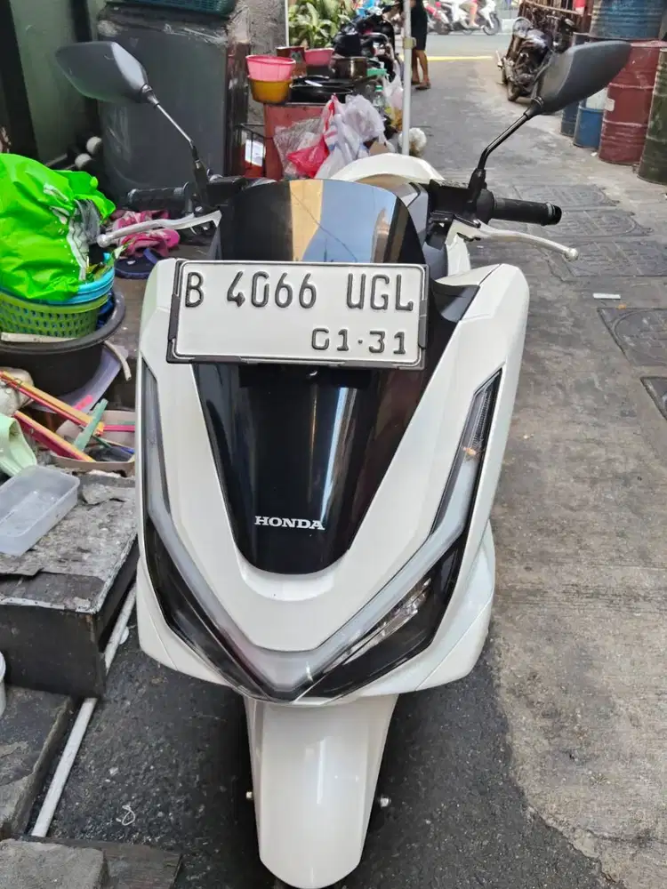 Jual tipis Honda PCX putih 2026
