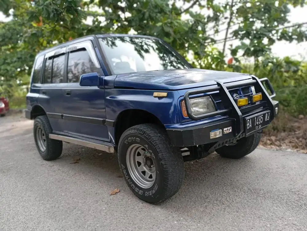 Escudo JLX tahun 94 ganteng pajak hidup