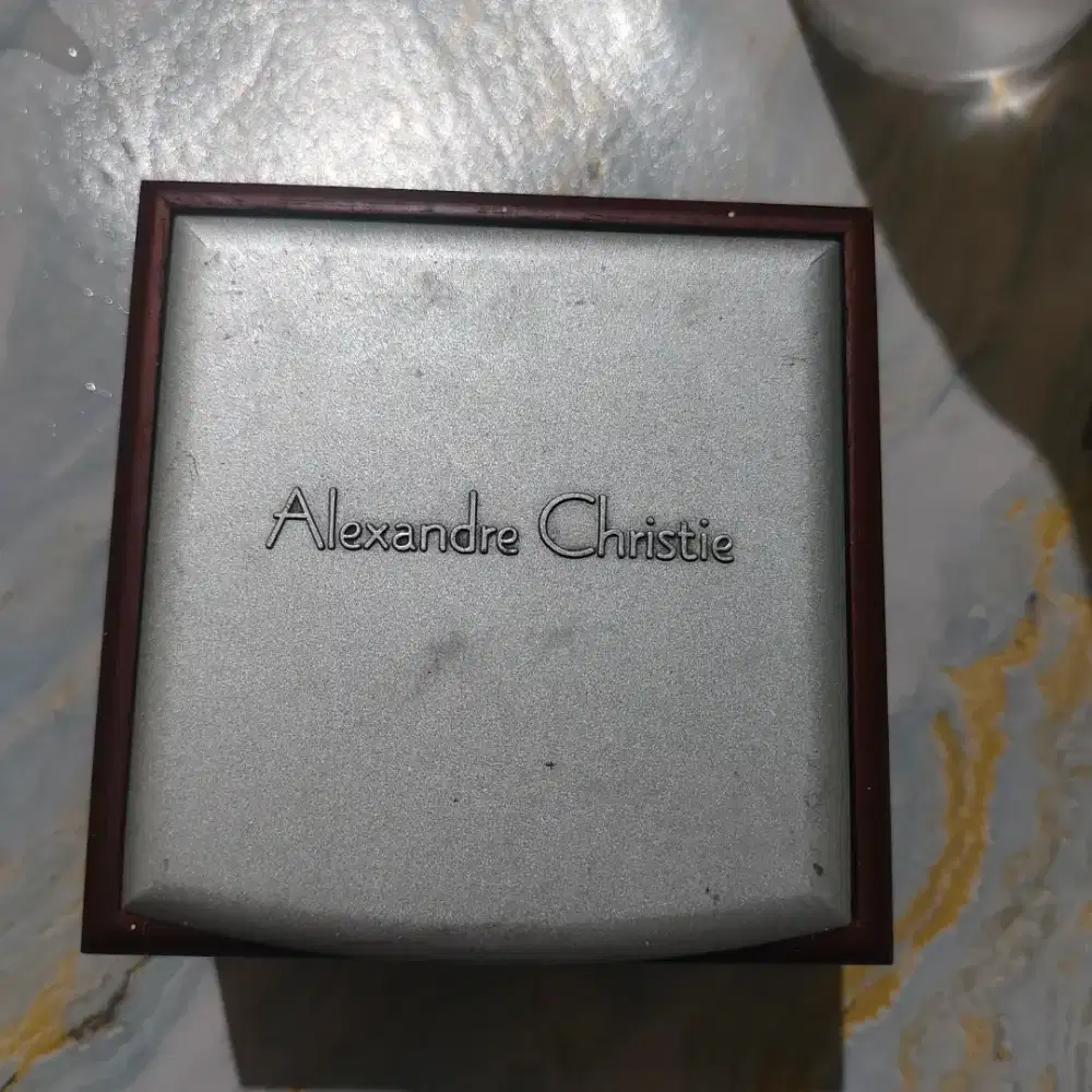 Jam tangan Alexander