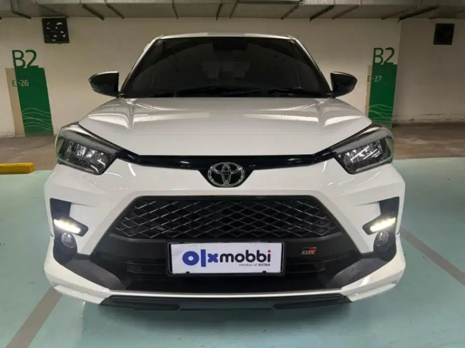 LOW DP Toyota Raize 1.0 Turbo GR Sport Bensin-AT 2022 HFT