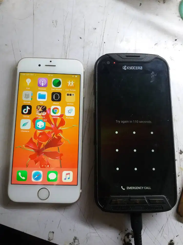 IPHONE 6 64GB // KYOCERA DURAFORCE PRO