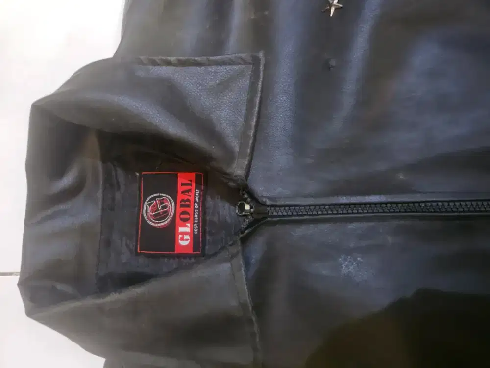 Jaket kulit Faux