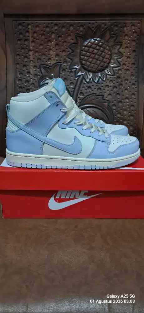 High Shoes dari  Nike size 42