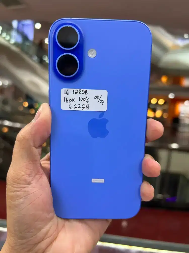 iPhone 16 basic 128gb Ultramarine iBox