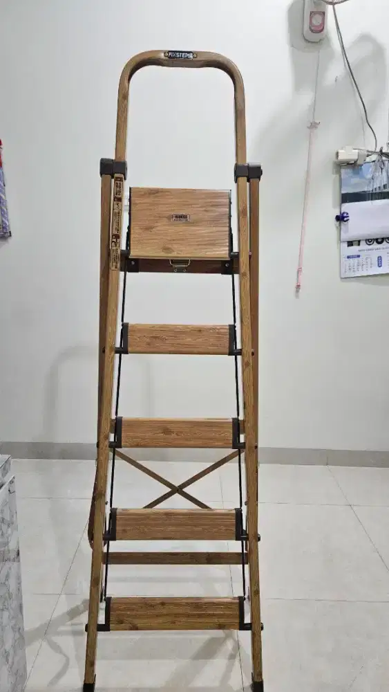 Azko Fixsteps tangga lipat aluminium slim 5 steps motif kayu 157cm