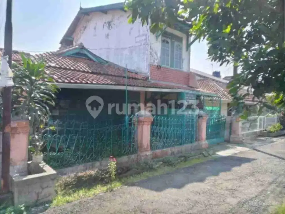 Dijual Rumah Hitung Tanah Di Antapani Bandung